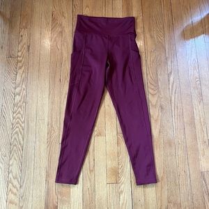Women’s red leggings with pockets